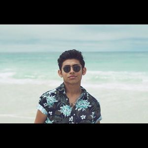 Meet your Posher, Marcus